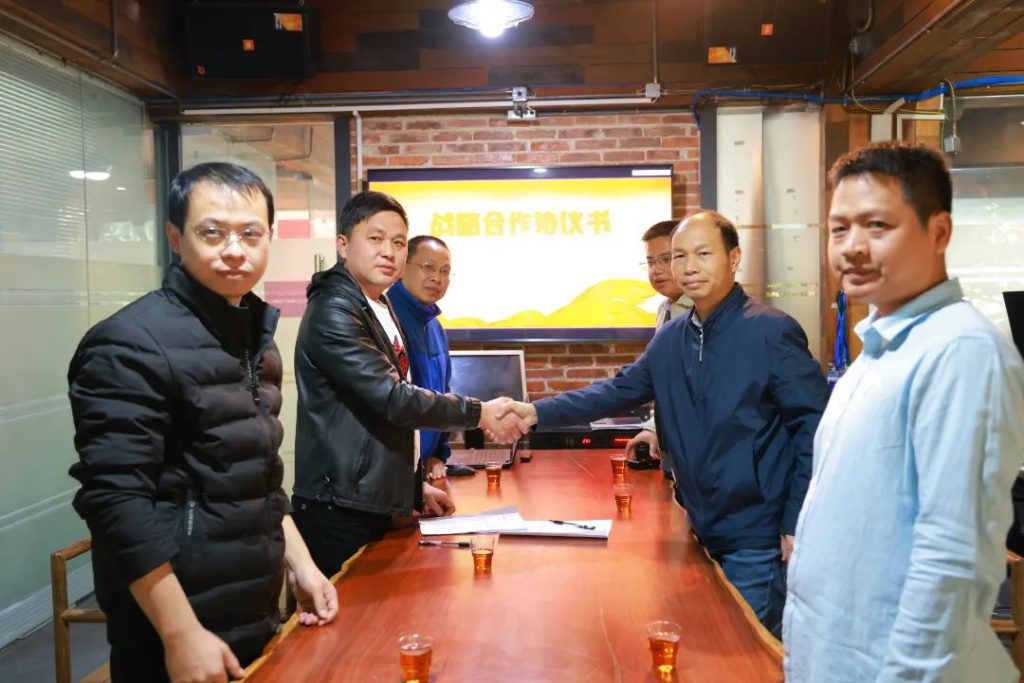 广西东测与广西大雄鹰签署无人机合作协议